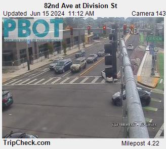 Traffic Cam ORE213 at Division St